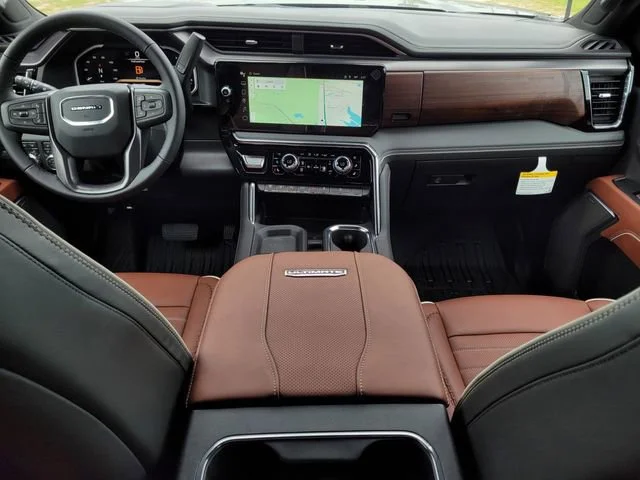 2026 GMC Sierra 3500HD Denali Ultimate - Photo 10
