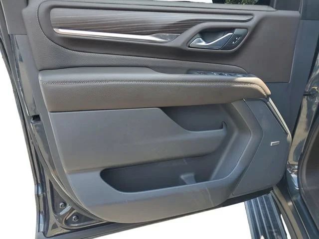 Used 2022 Hunter Metallic GMC Denali image 8