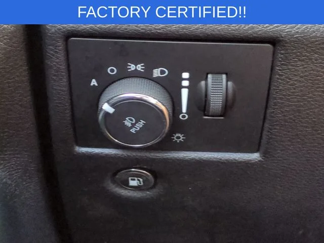 Used 2022 Gray Jeep Laredo X image 18