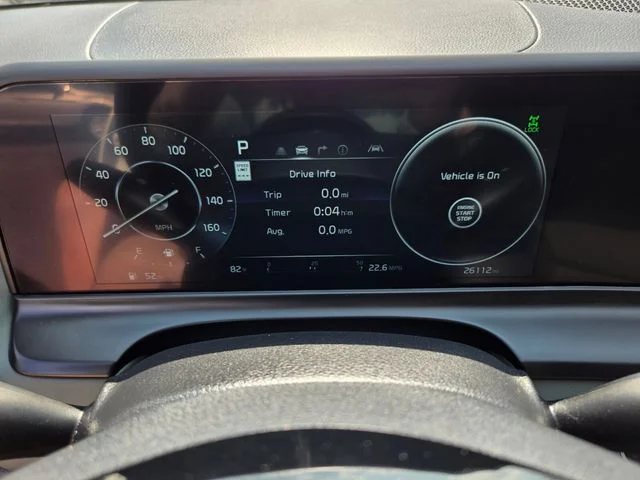Used 2024 White Kia SX image 34