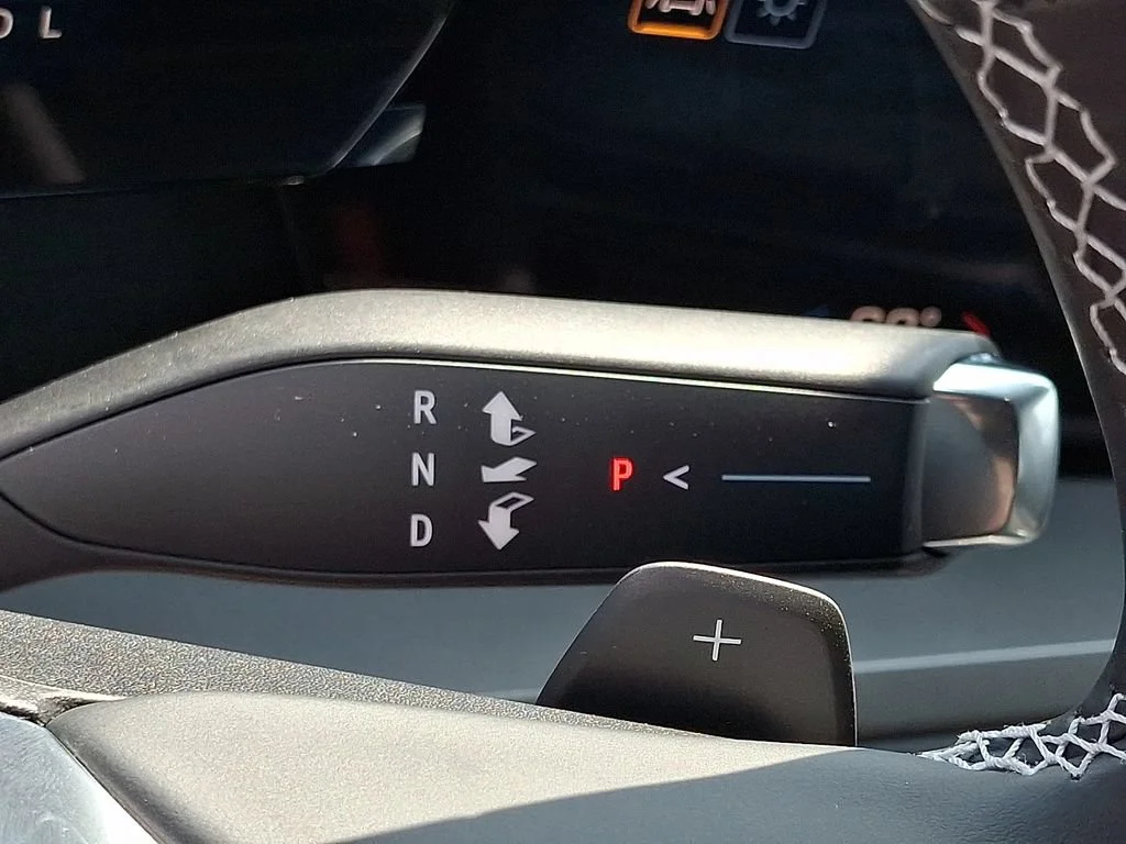 New 2027 Summit White Chevrolet LT image 16