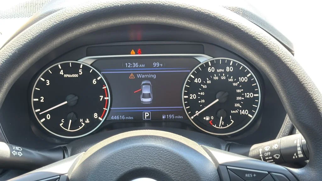 Used 2022 Gray Nissan 2.5 SV image 24