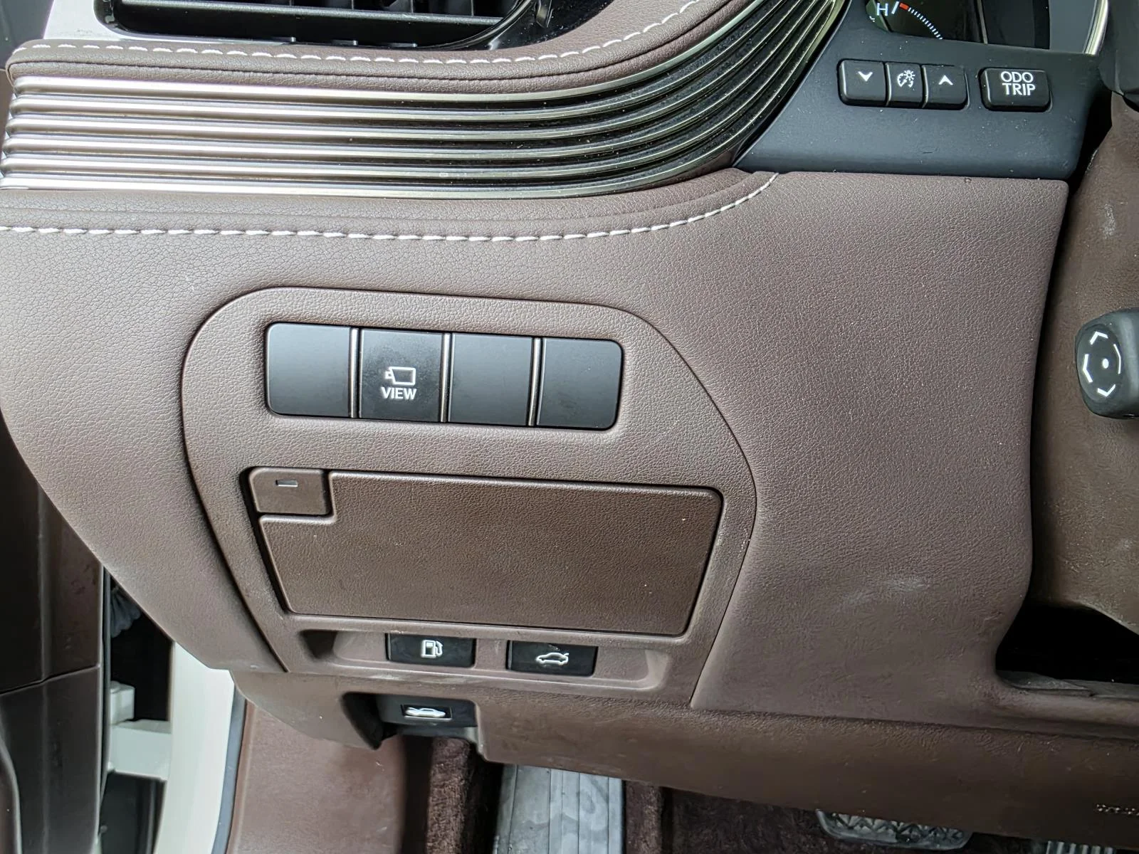 2020 Lexus LS Base - Photo 25