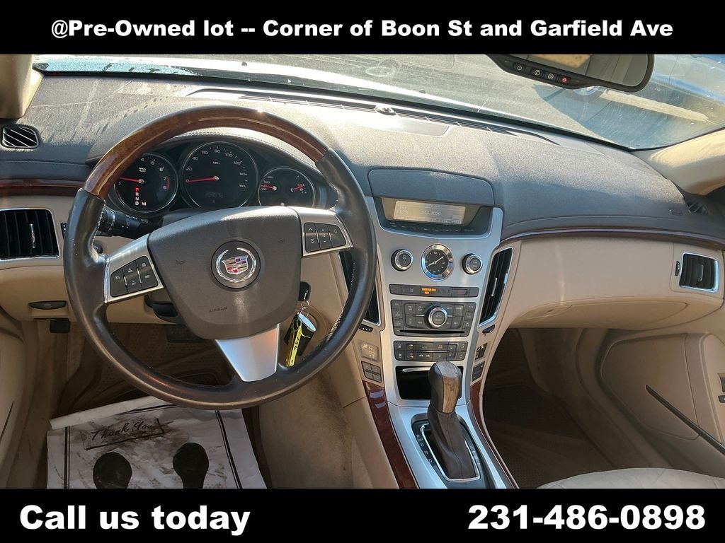 Used 2008 White Cadillac Base image 18