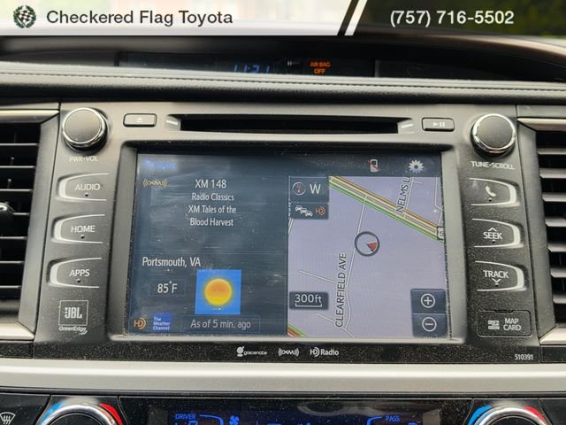 Used 2019 Blizzard Pearl Toyota Limited Platinum image 16