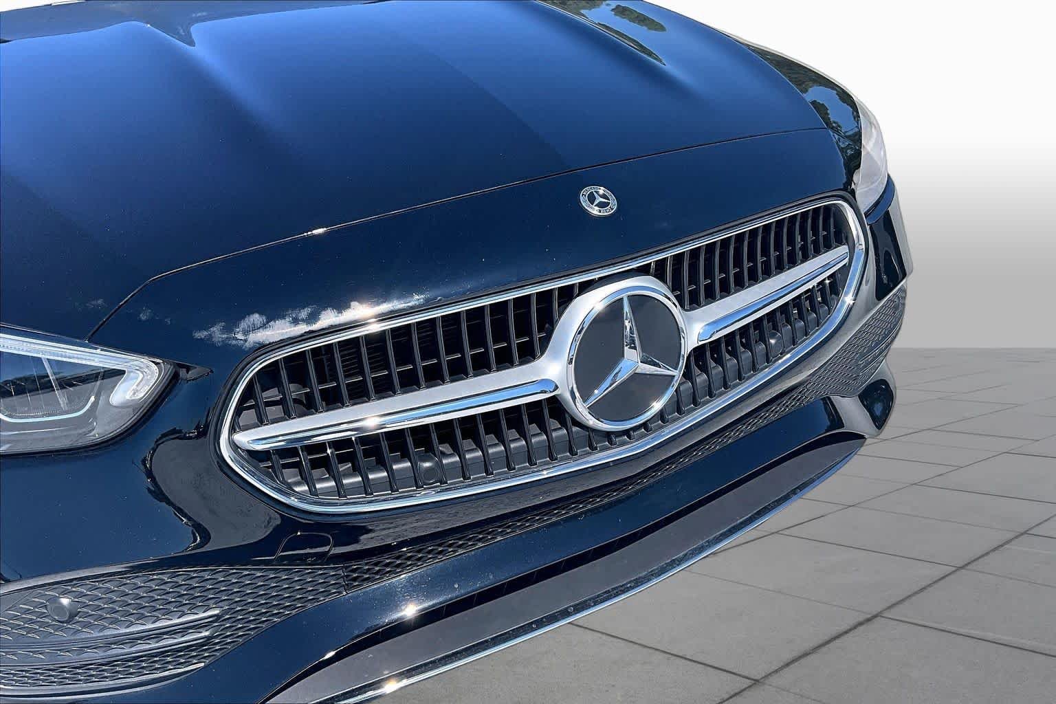 2025 Mercedes-Benz C-Class Sedan C 300 - Photo 30