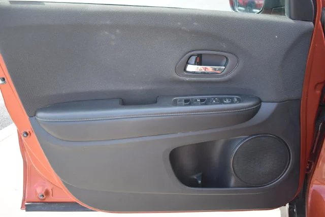 Used 2020 Orange Honda Sport image 9