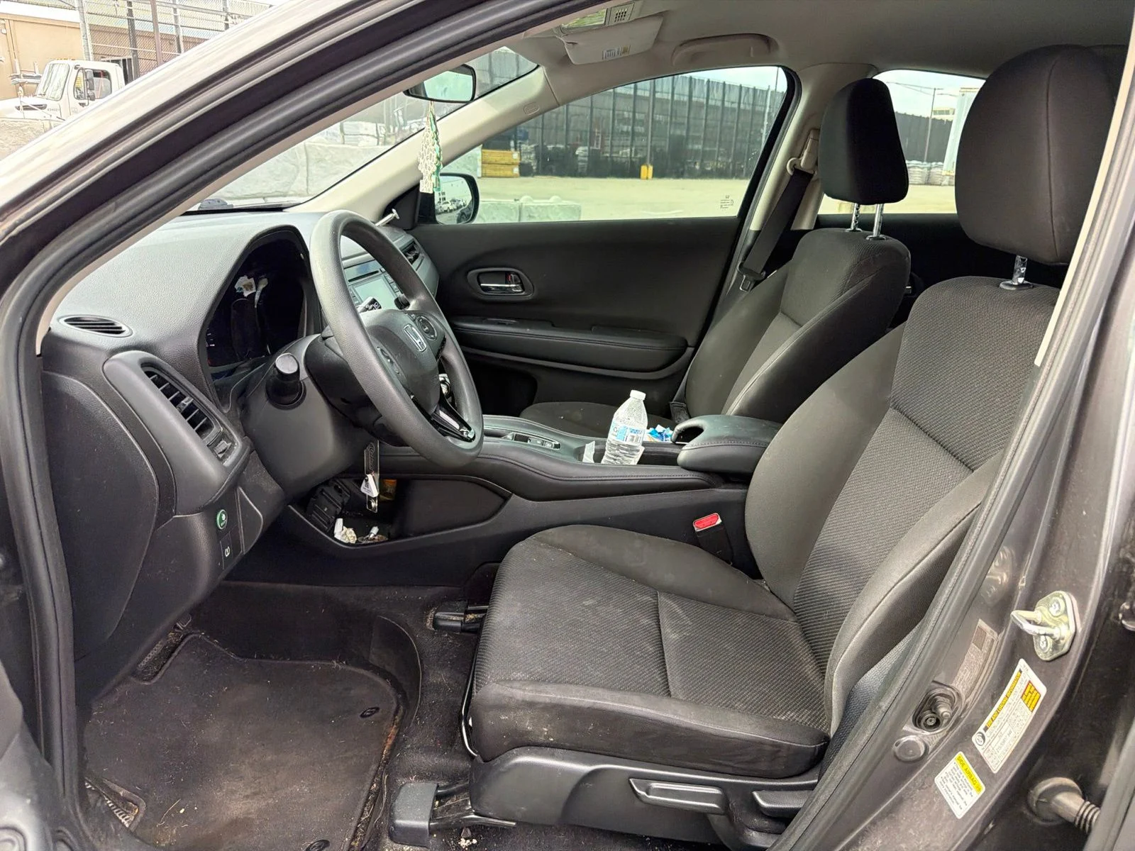 Used 2016 Modern Steel Metallic Honda LX image 10