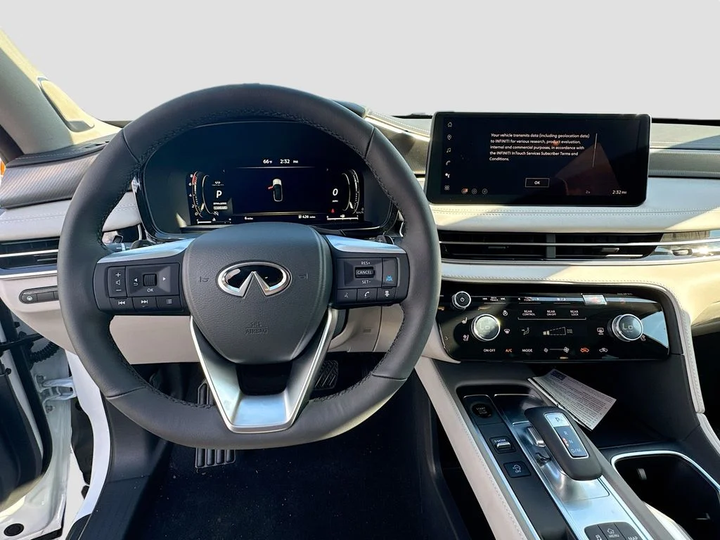Certified Used 2026 White INFINITI LUXE image 12