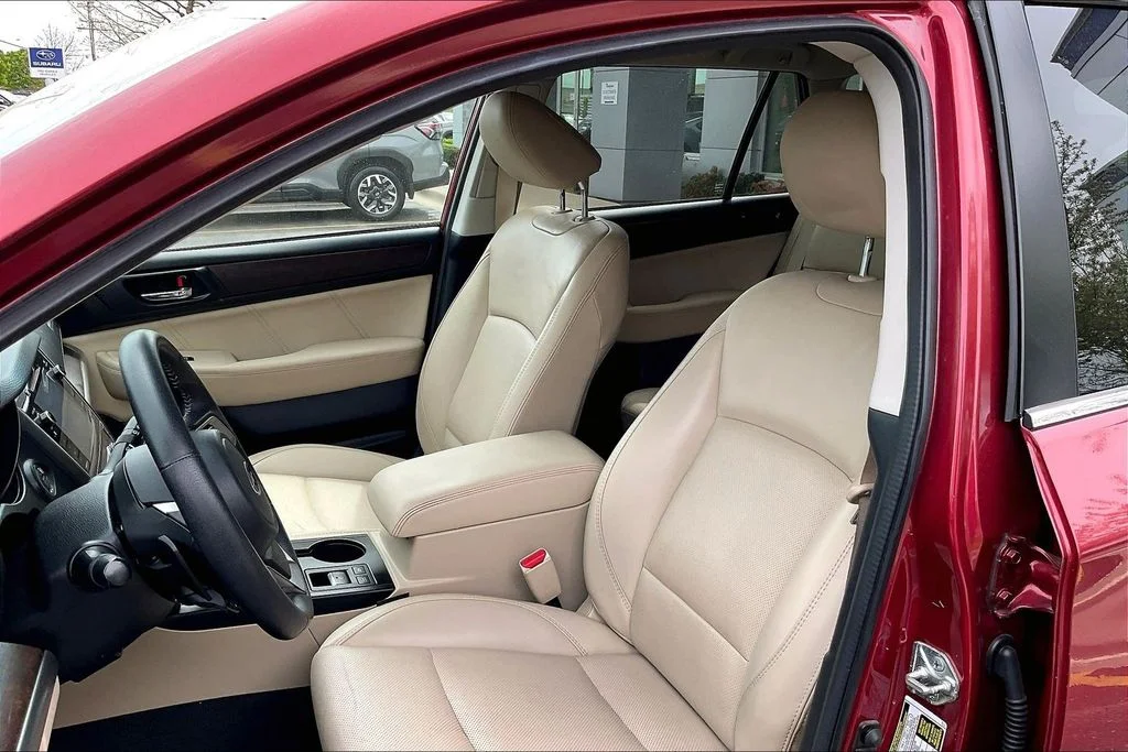 Used 2019 Red Subaru 2.5i image 27