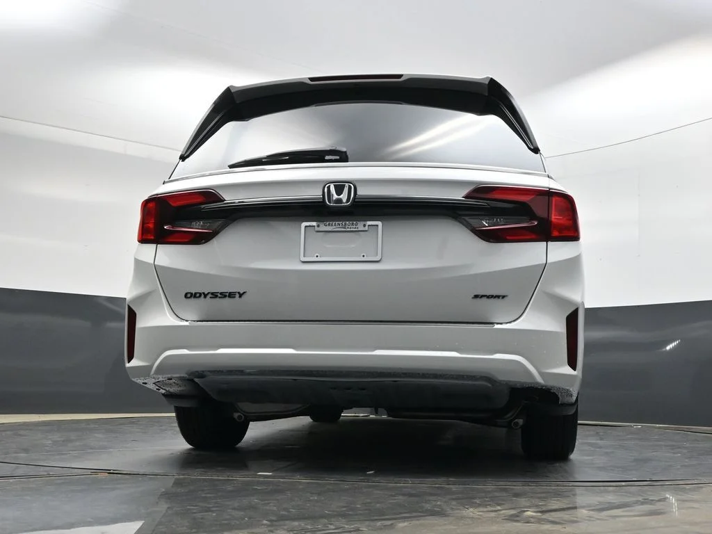 New 2026 Platinum White Pearl Honda Sport-L image 32