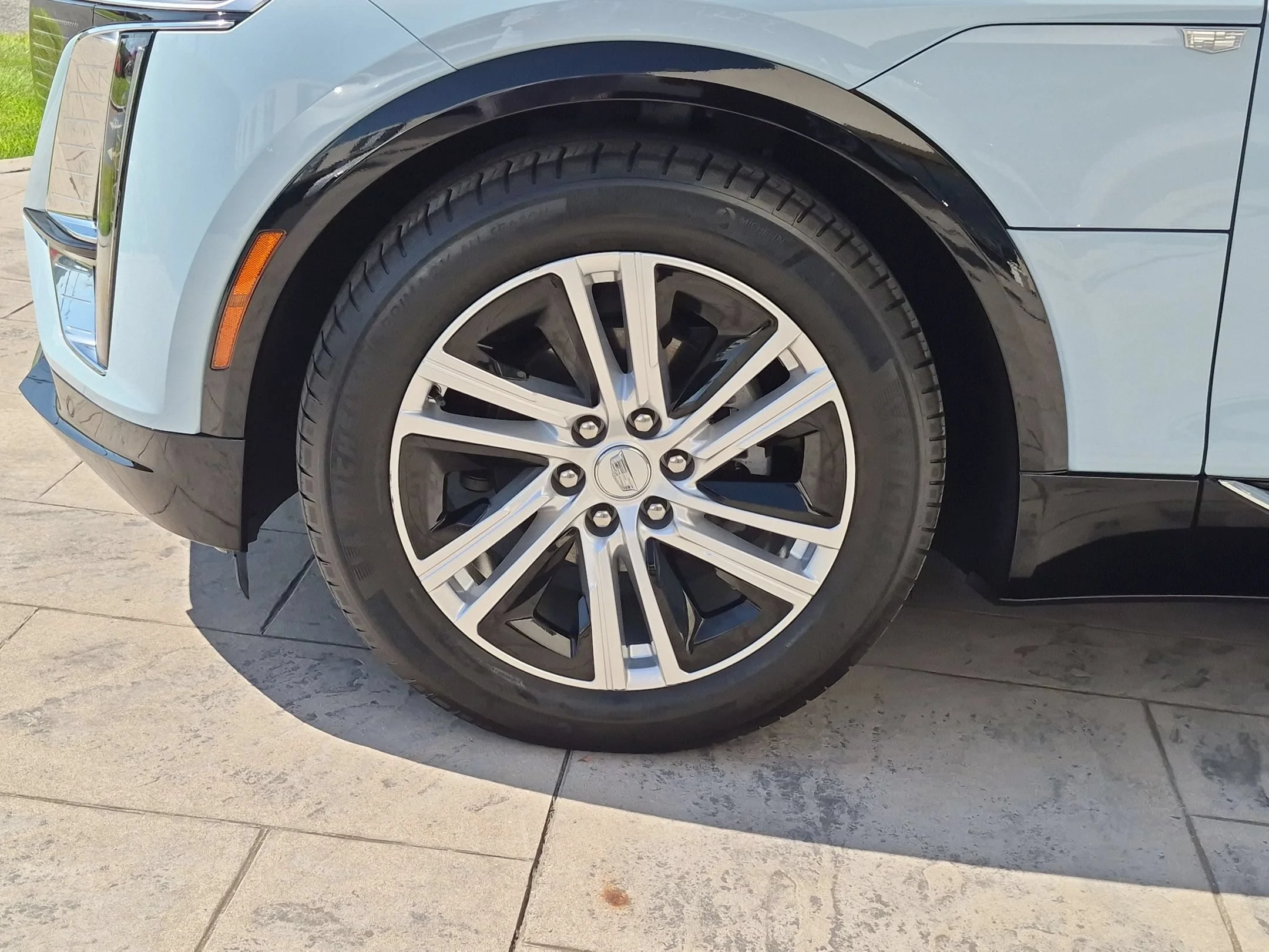 2024 Cadillac LYRIQ Tech - Photo 34
