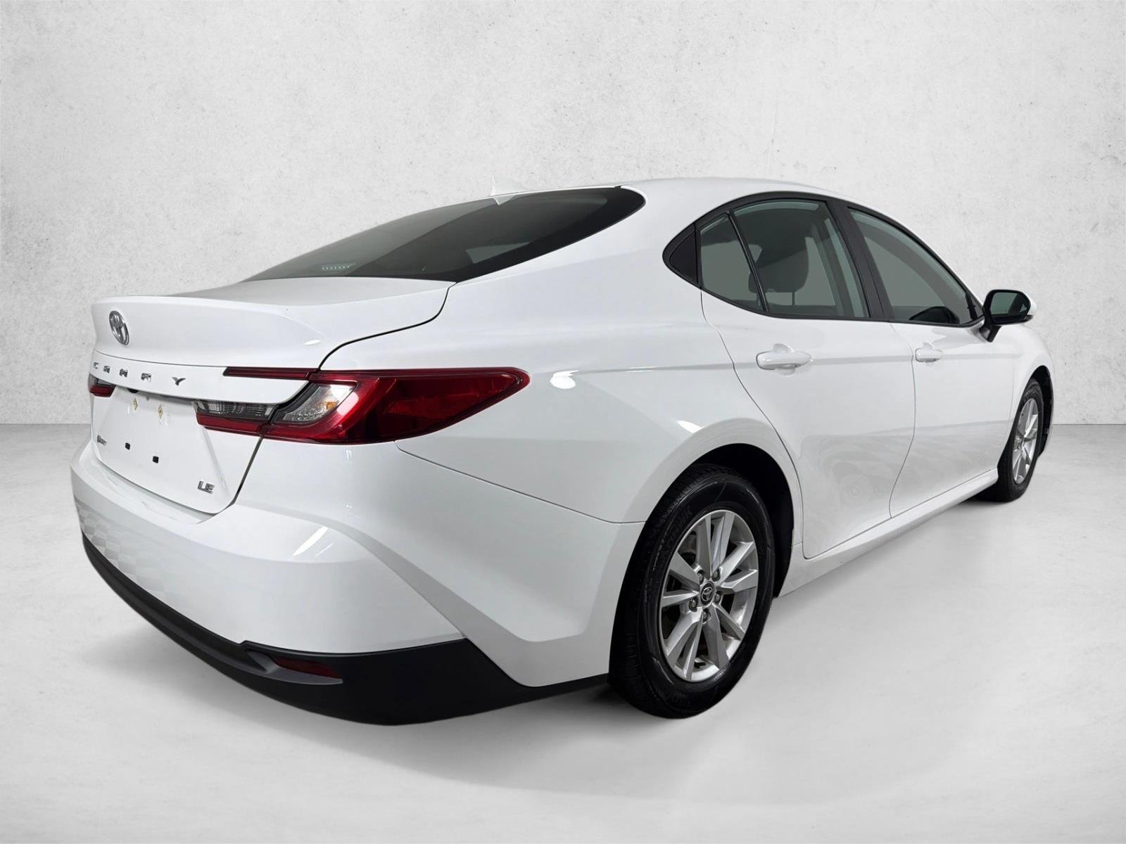 Used 2025 Ice Cap Toyota LE image 3