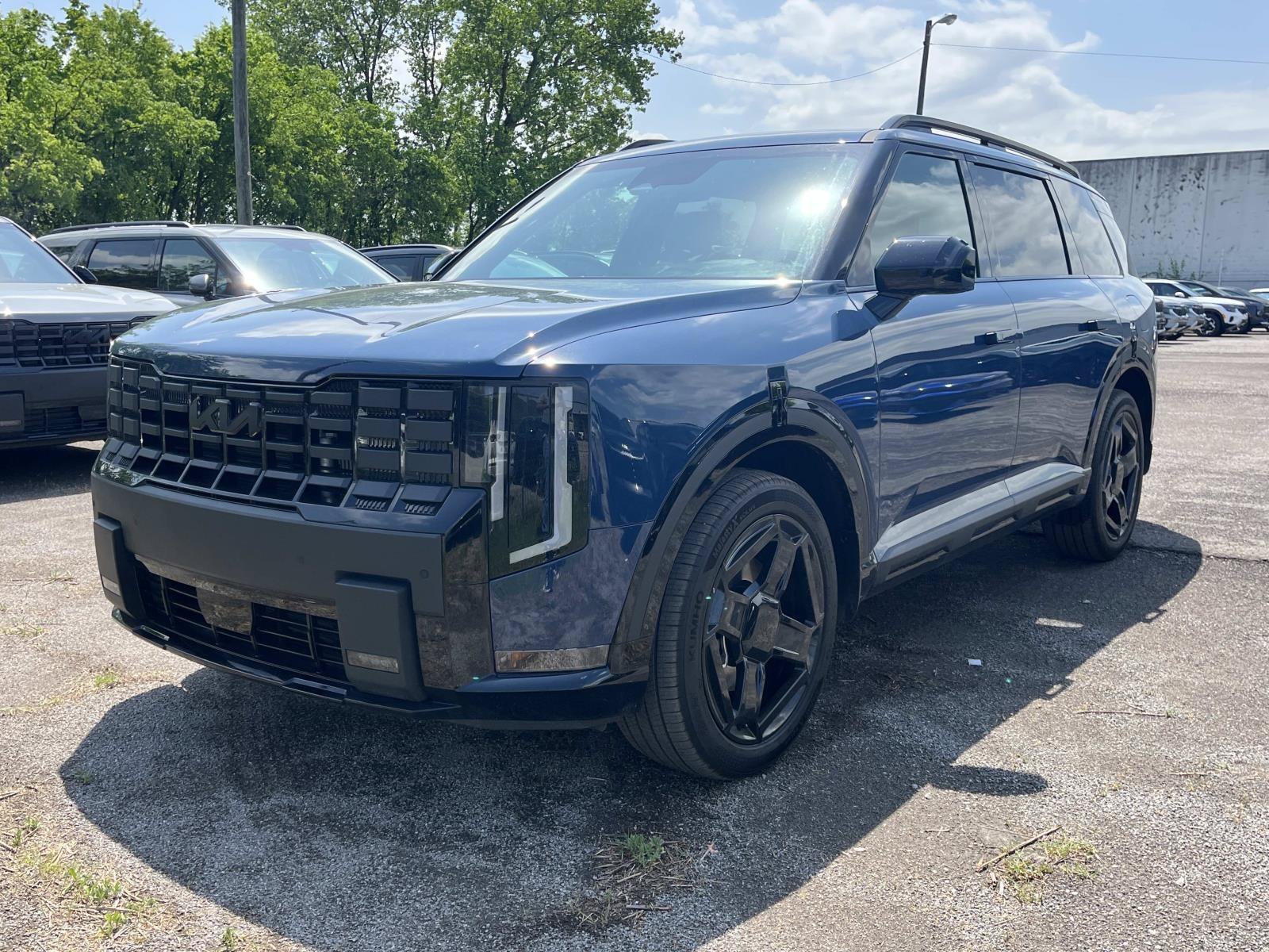 New 2027 Midnight Lake Blue Kia X-Line EX image 3