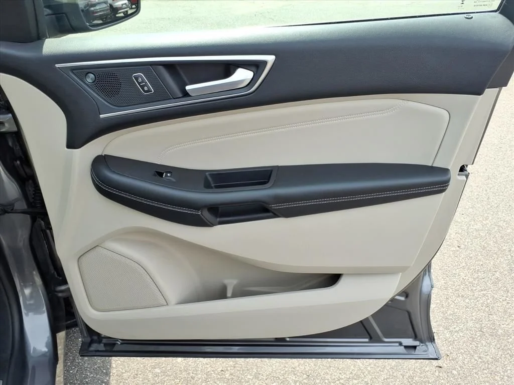 Used 2024 Gray Ford Titanium image 30
