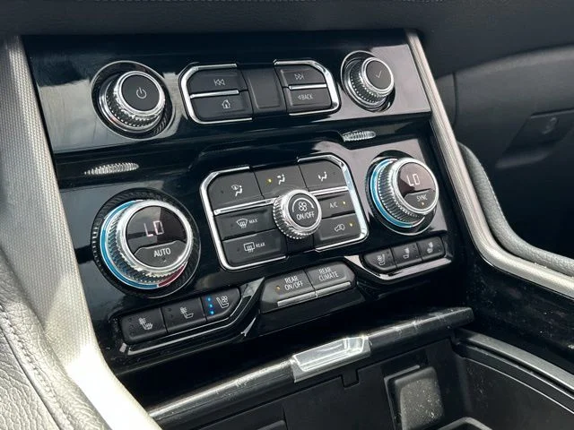 Used 2021 Blue GMC Denali image 50