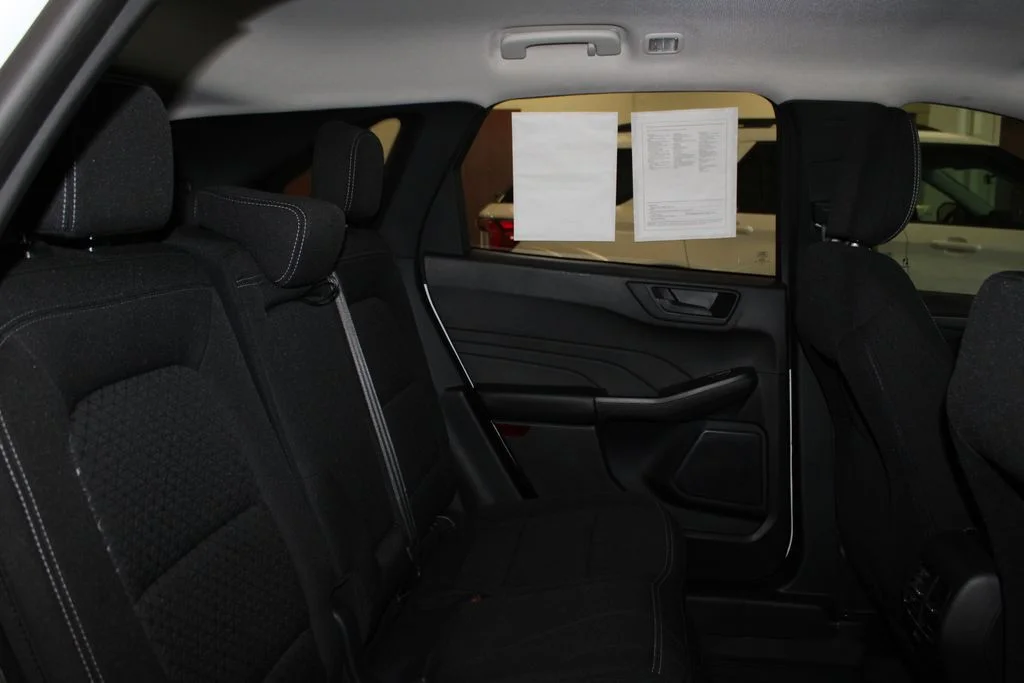 Certified Used 2024 Oxford White Ford Active image 46