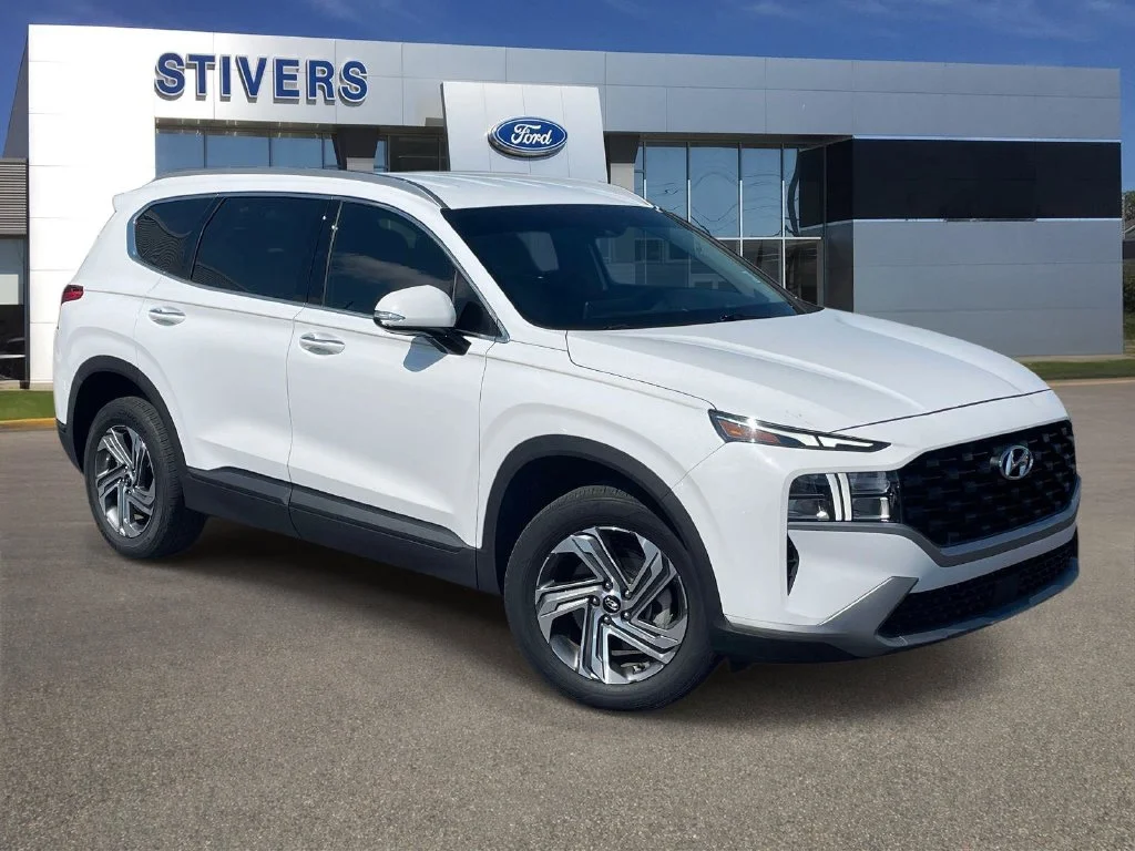Certified Used 2023 White Hyundai SEL image 1