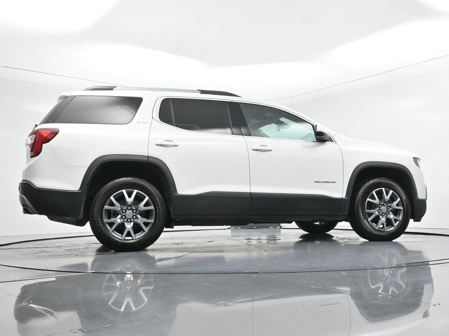 Used 2023 Summit White GMC SLT image 56