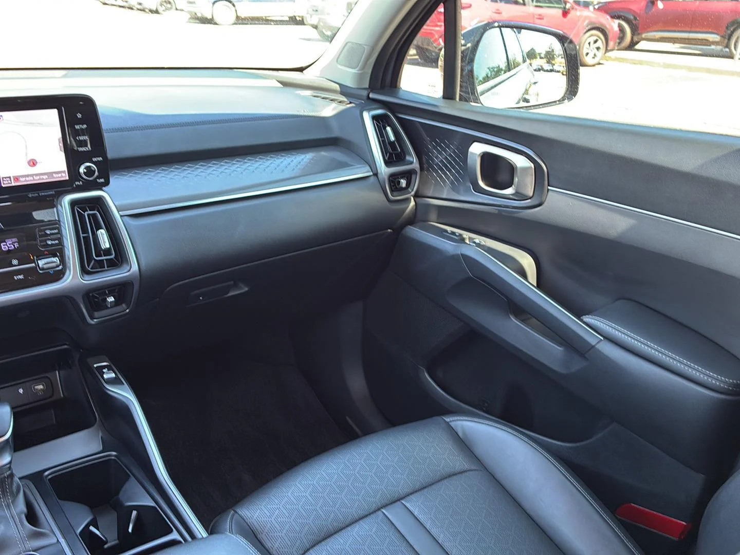 Used 2023 Everlasting Silver Kia S image 24