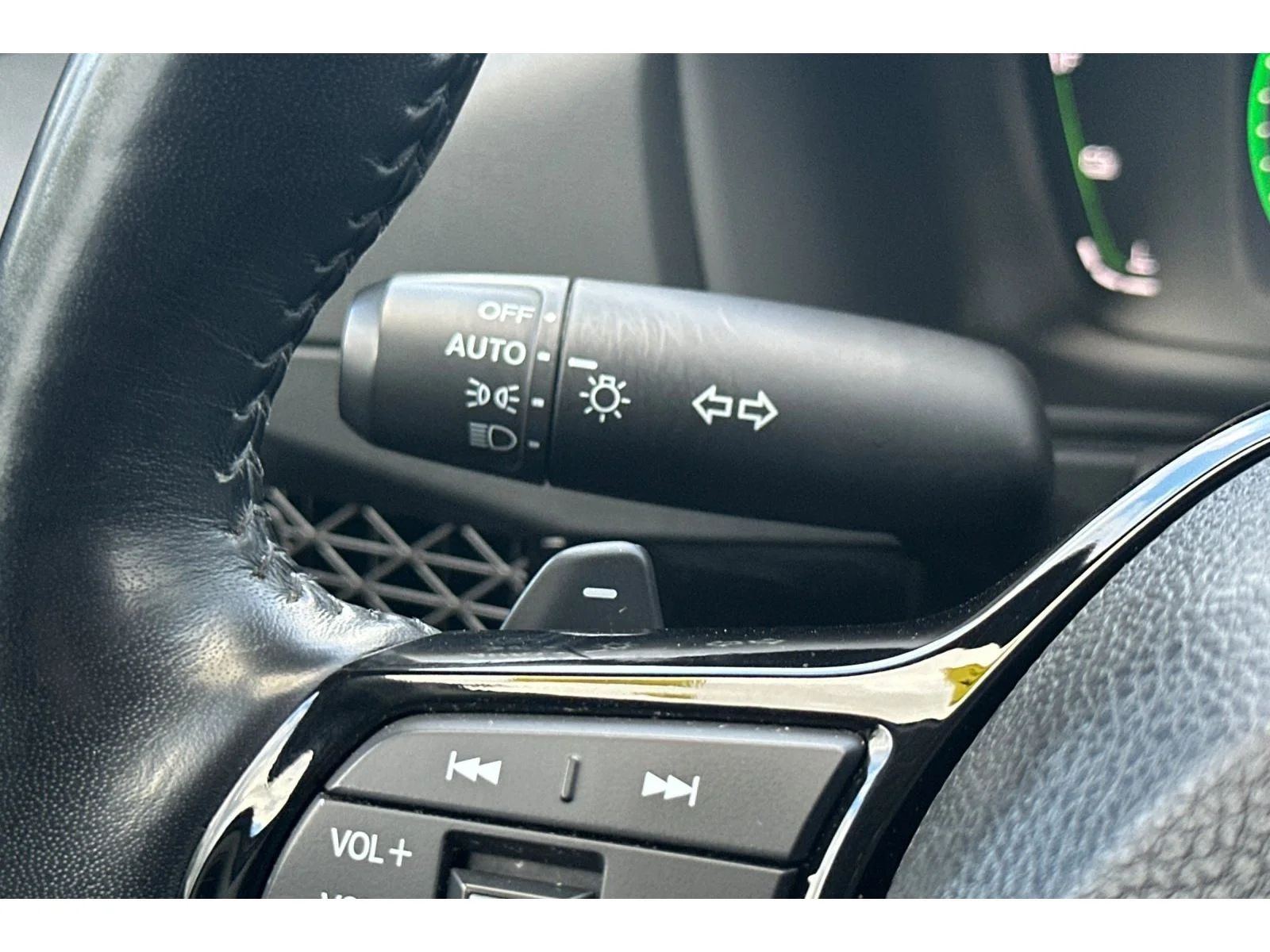 Used 2025 Crystal Black Pearl Honda Touring image 34