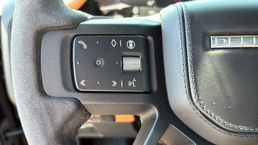 Certified Used 2024 Gray Land Rover V8 image 13