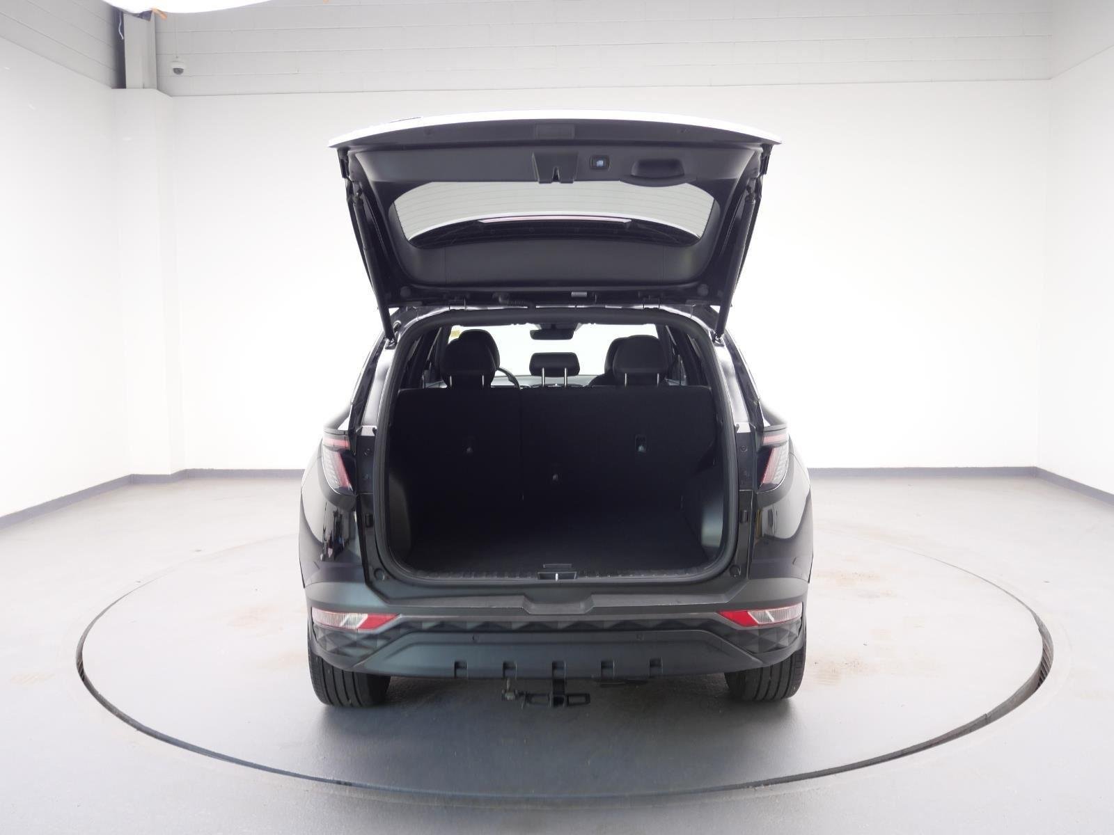 Used 2024 Black Pearl Hyundai XRT image 12