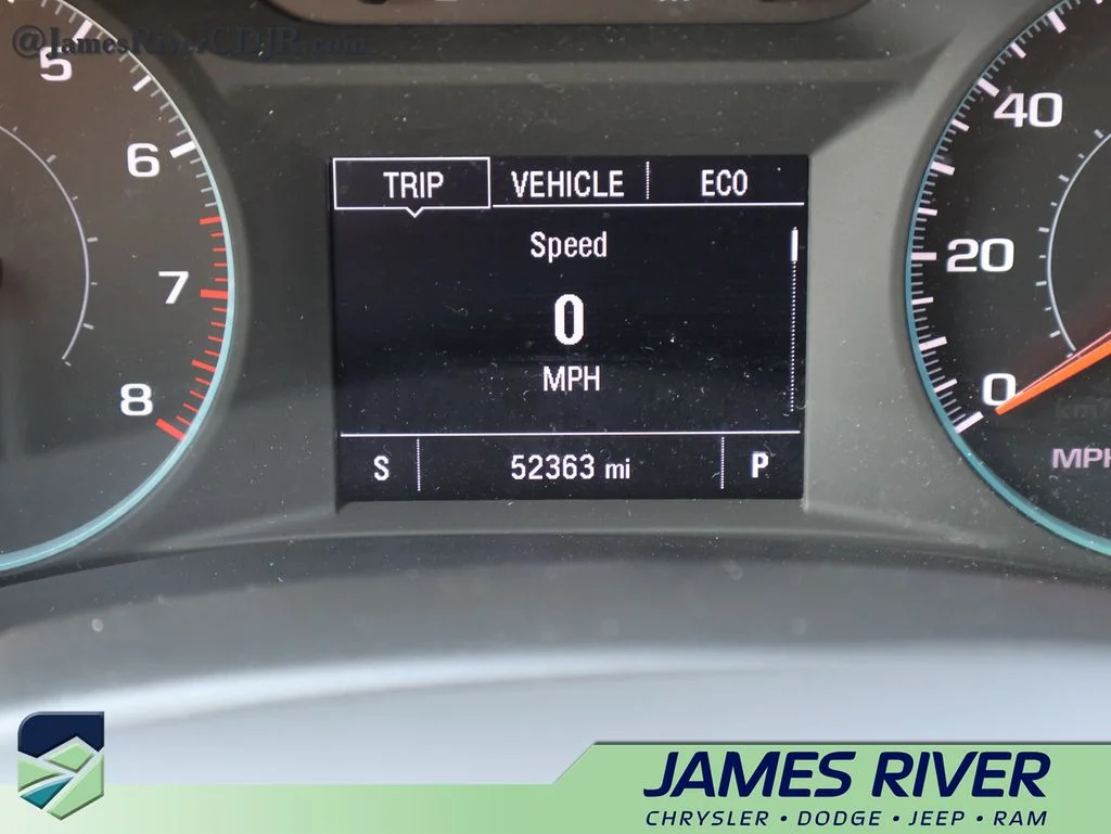 Used 2024 White Chevrolet LT image 29
