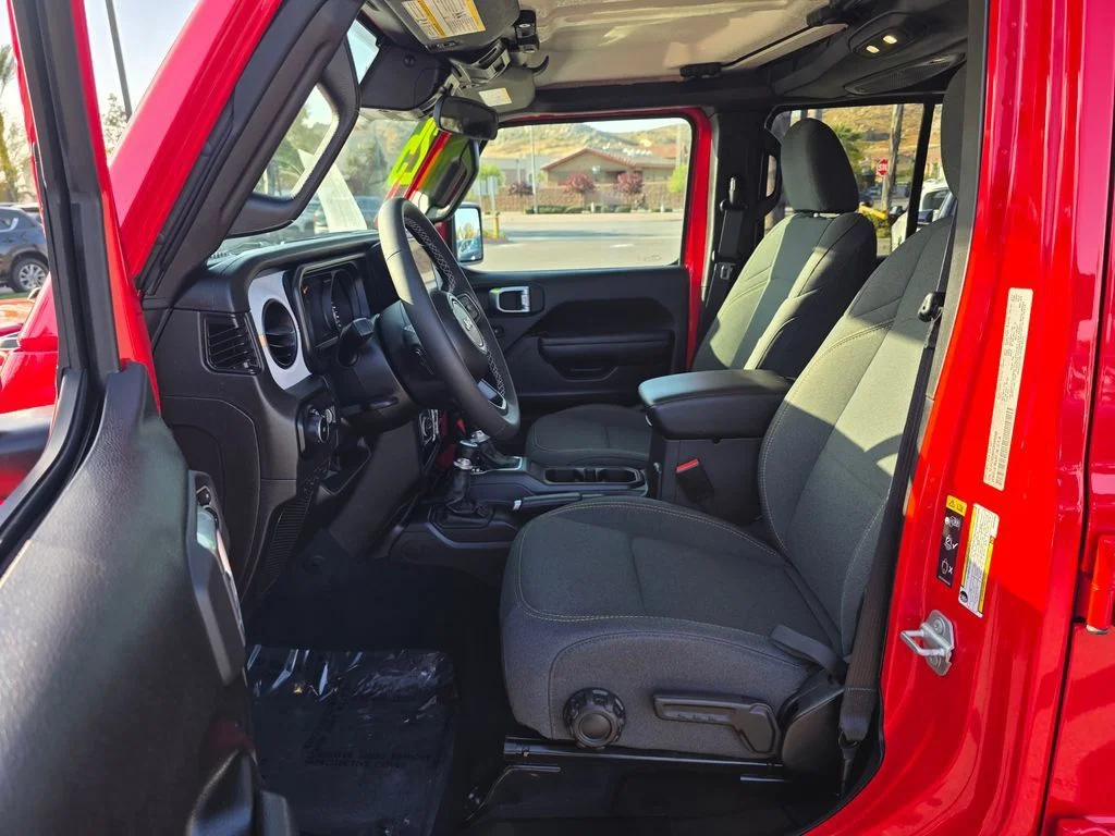 Used 2025 Red Jeep Sport S image 14