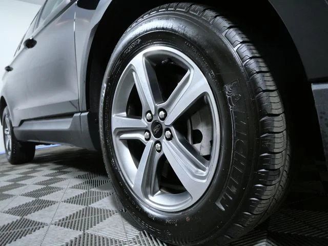 Used 2024 Black Ford SEL image 2