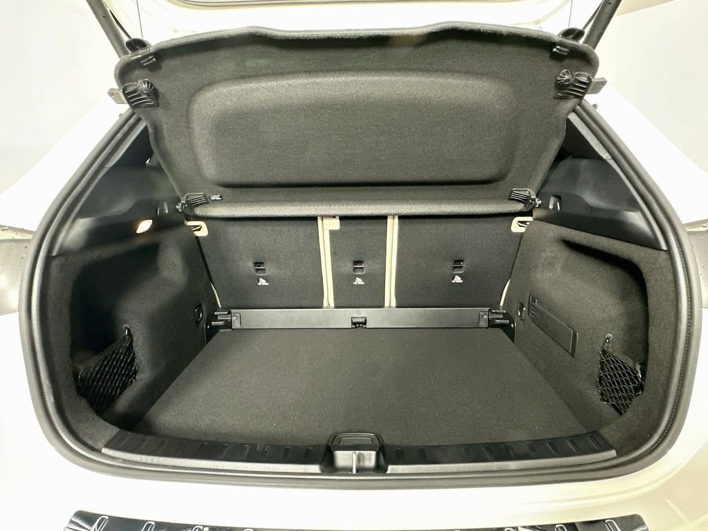 New 2026 Polar White Mercedes-Benz GLA 250 image 26
