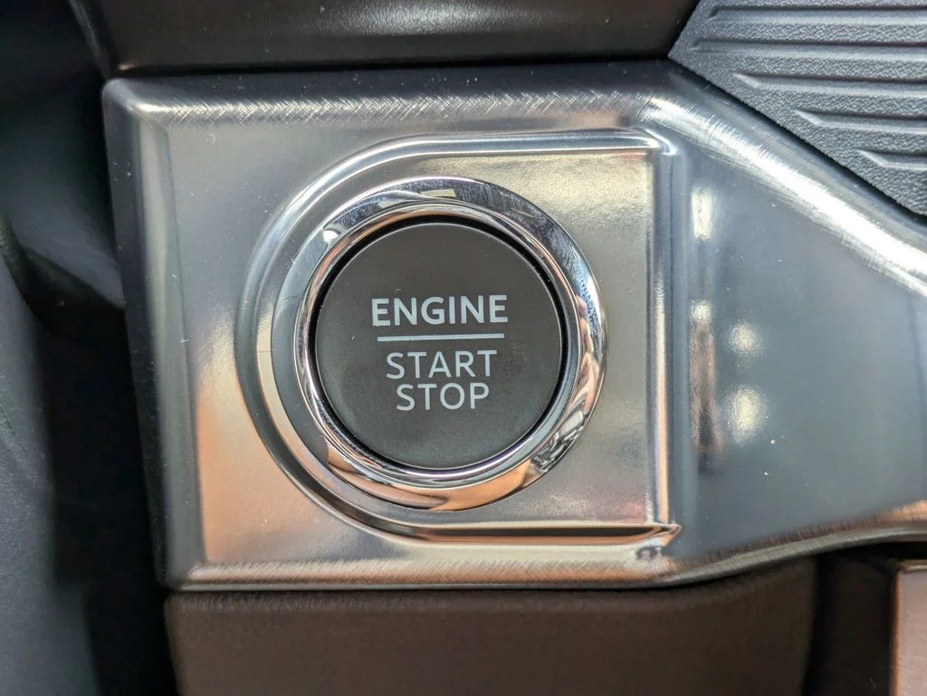 New 2026 Carbonized Gray Metallic Ford King Ranch image 31