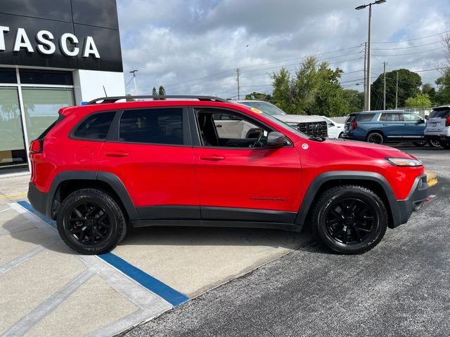 Used 2017 Red Jeep Trailhawk image 8