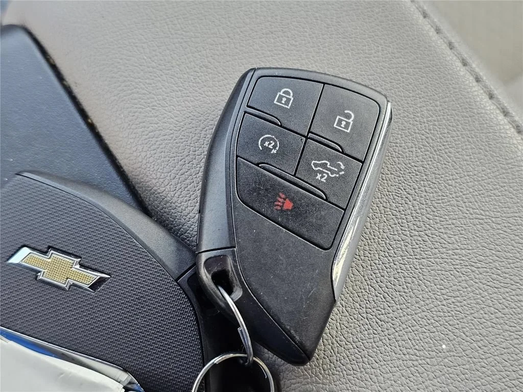 Used 2023 Sterling Gray Metallic Chevrolet LT image 29