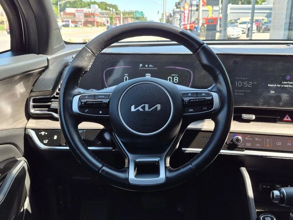 Used 2023 Black Kia X-Line image 14