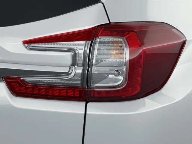 New 2026 CRYSTAL WHITE PEARL Subaru Limited 7-Passenger image 12