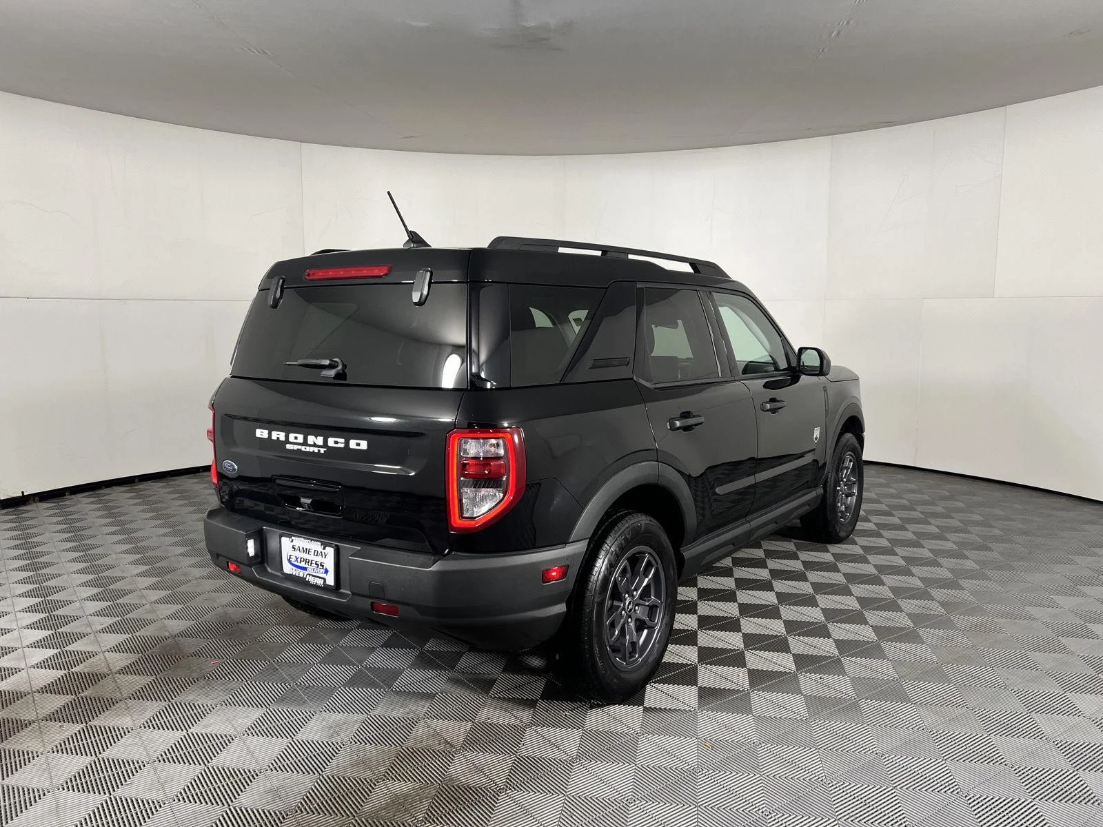 Used 2024 Shadow Black Ford Big Bend image 9