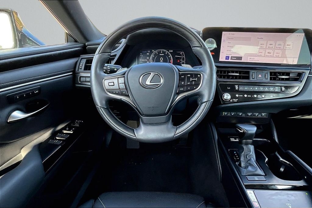Used 2024 White Lexus 350 Luxury image 5