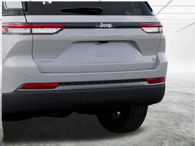 New 2026 Bright White Clear-Coat Exterior Paint Jeep Limited image 14