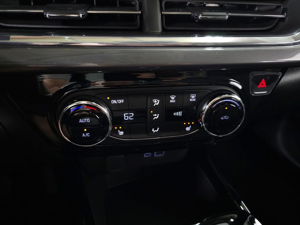Used 2025 Mosaic Black Metallic Chevrolet ACTIV image 27