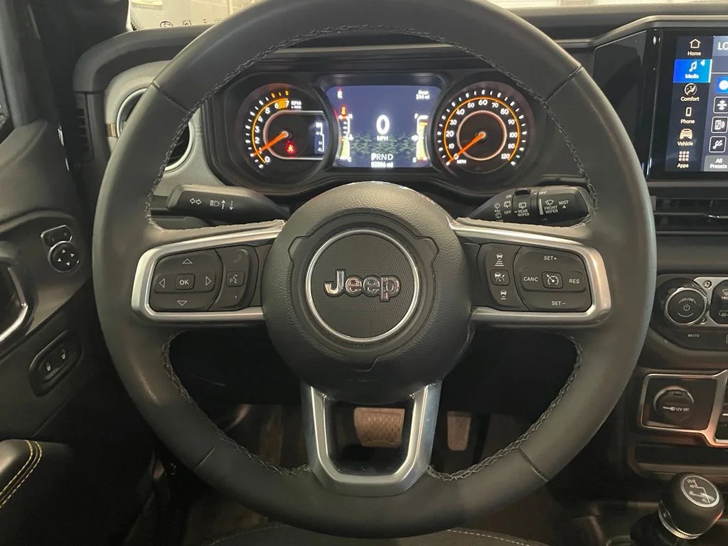 Used 2025 Black Jeep Sahara image 13