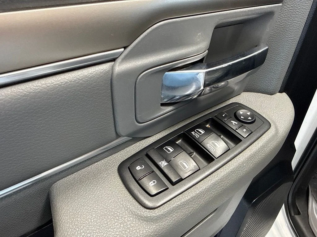 Used 2018 White Ram Big Horn image 21