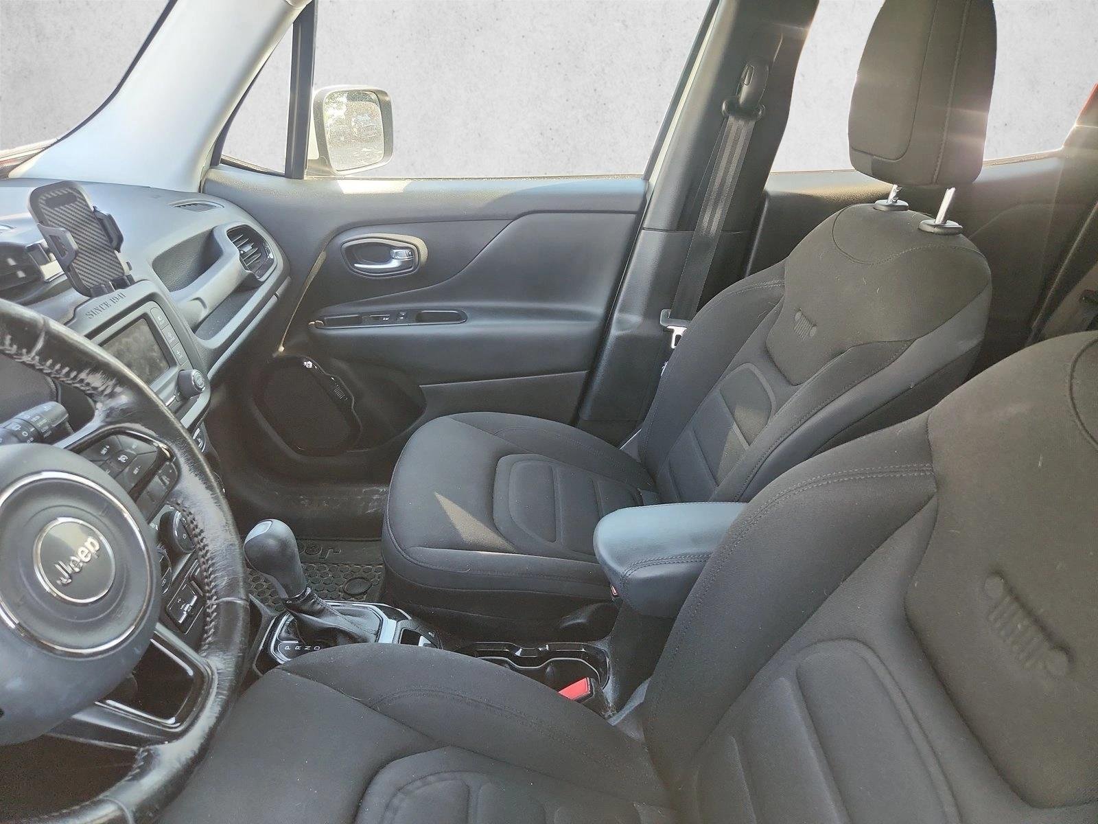 Used 2017 Alpine White Jeep Altitude image 11
