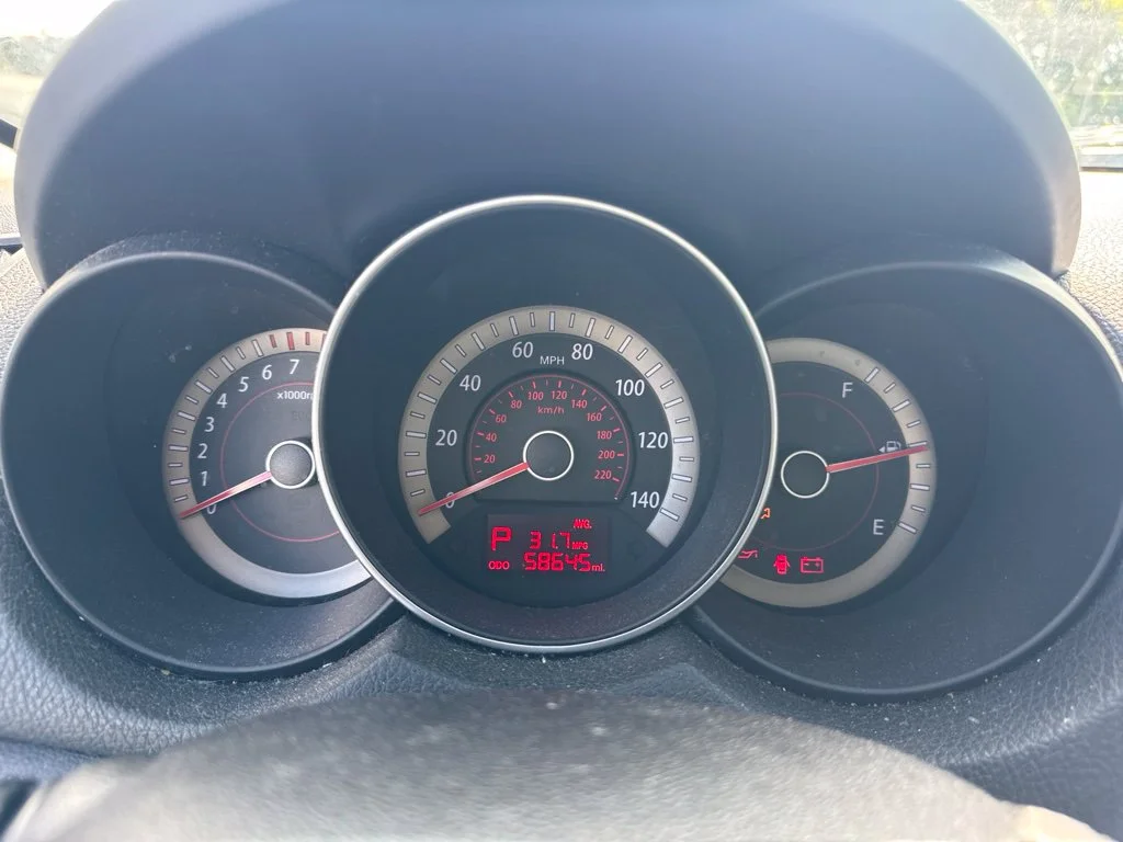 Used 2011 Spicy Red Kia EX image 13