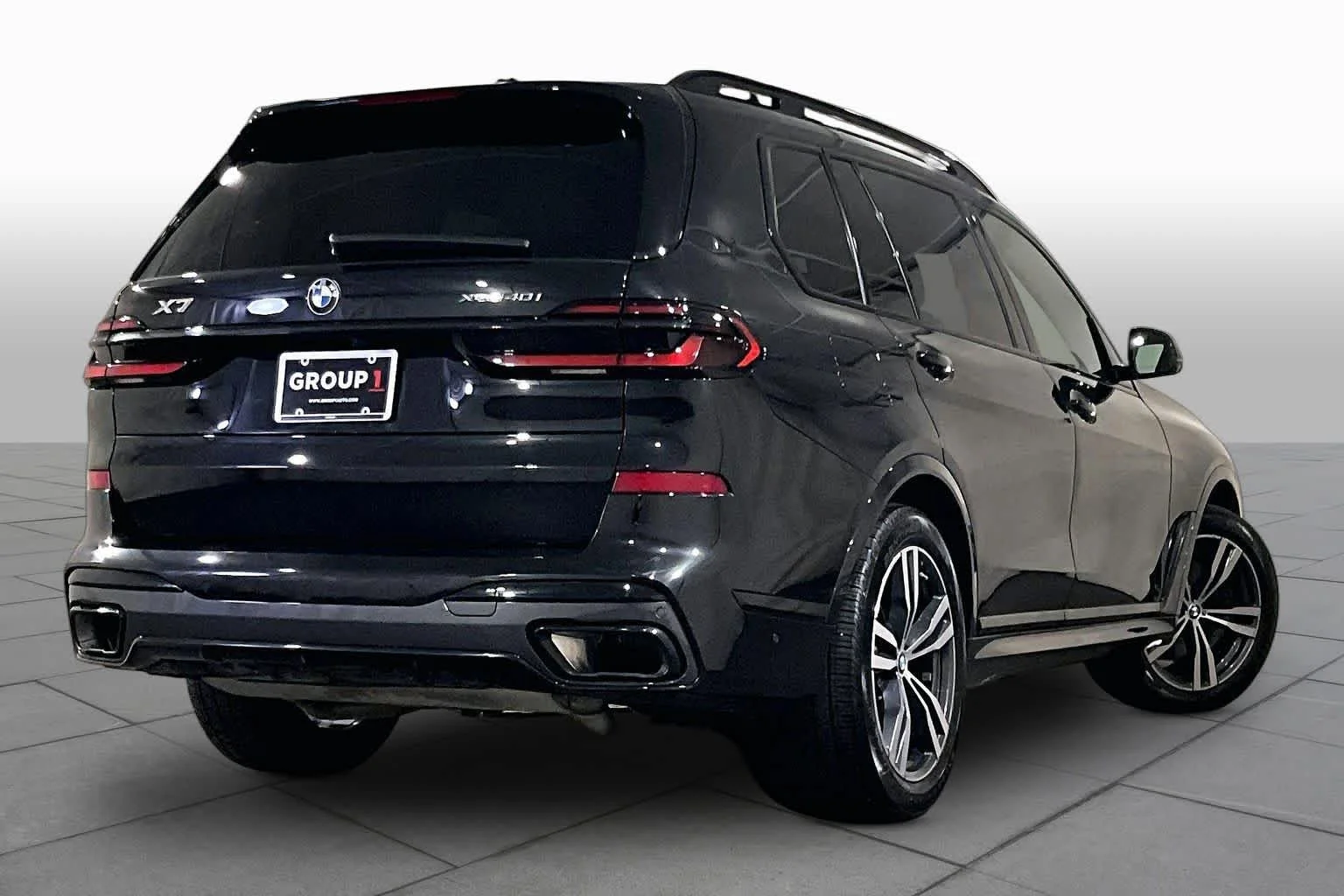 Certified Used 2024 Black Sapphire Metallic BMW xDrive40i image 12