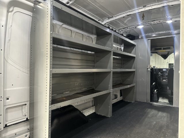Used 2020 Oxford White Ford Base image 33