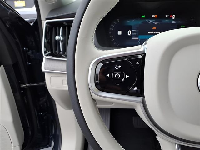 2026 Volvo XC90 Ultra - Photo 19