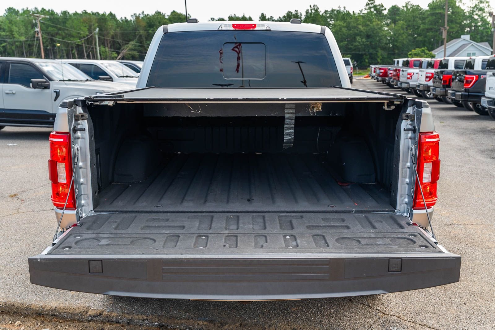 Certified Used 2022 Silver Ford XLT image 15