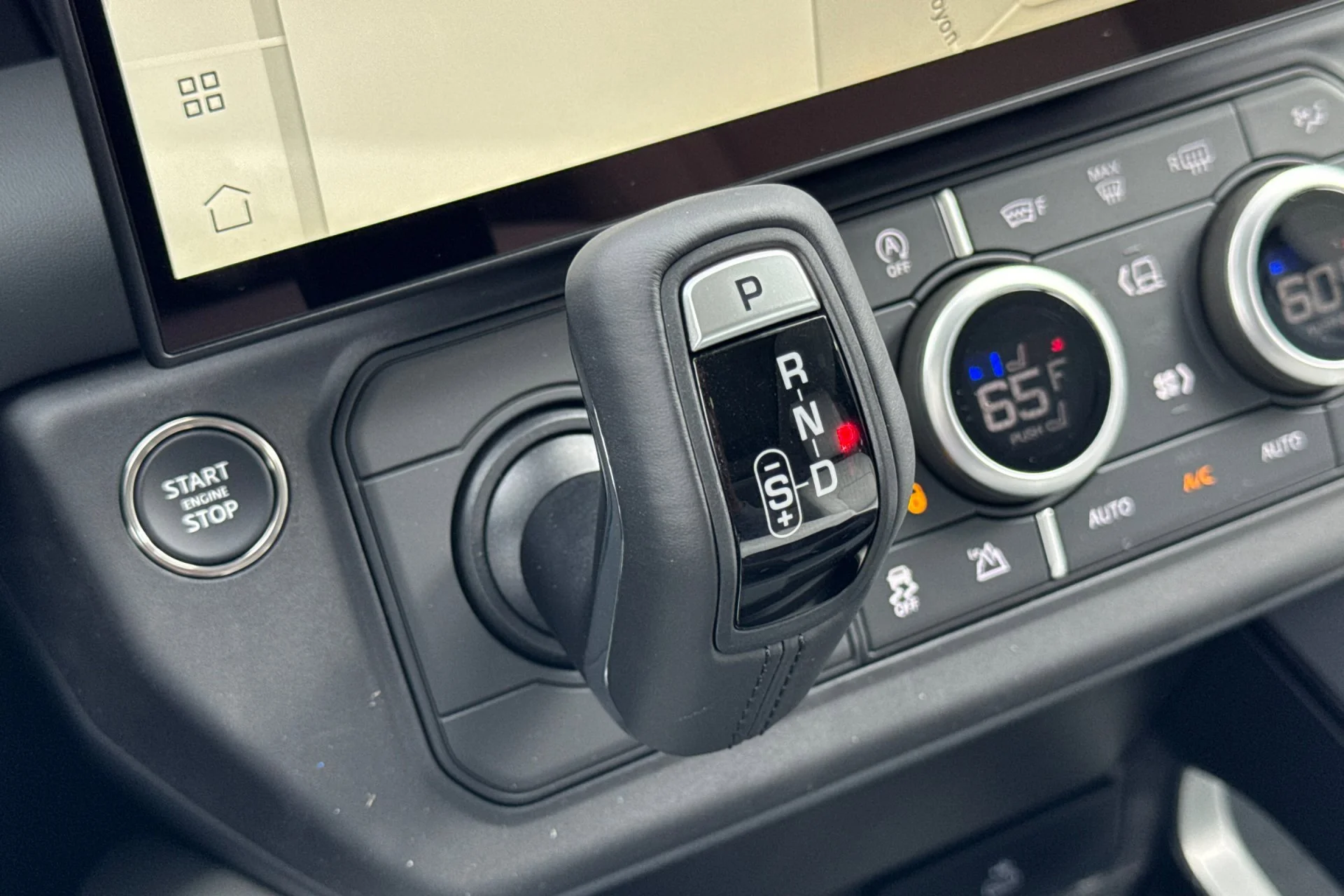 New 2026 Borasco Grey Land Rover X-Dynamic SE image 24