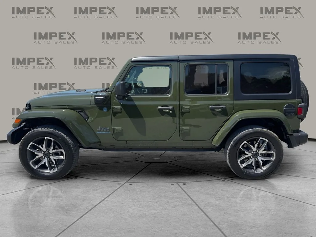 Used 2024 Green Jeep Sport S 4xe image 2